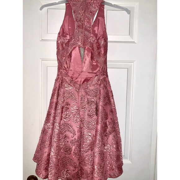 Fancy prom / winter formal dress - Picture 5 of 9